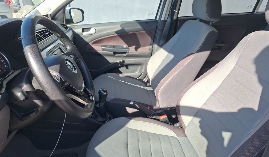 Volkswagen Voyage 1.6 HIGHLINE Sedan 2019
