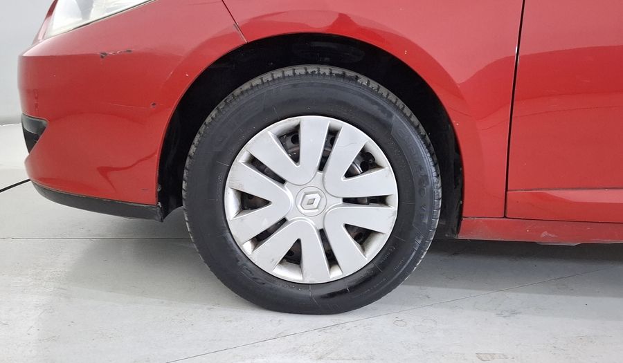 Renault Fluence 2.0 AUTHENTIQUE MT Sedan 2012