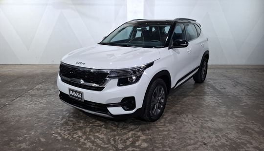 2022 • 23,055 km • Automático