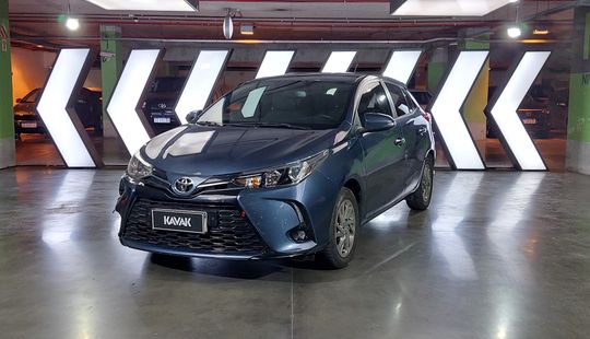Toyota • Yaris