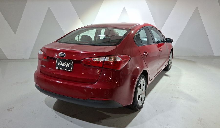 Kia Forte 2.0 LX MT Sedan 2016