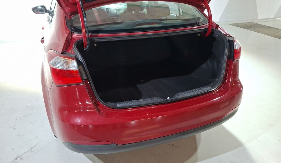 Kia Forte 2.0 LX MT Sedan 2016