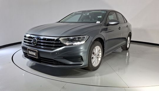 Volkswagen • Jetta