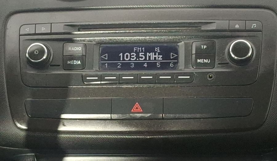 Seat Ibiza 2.0 REFERENCE 4 PTAS MT Hatchback 2015