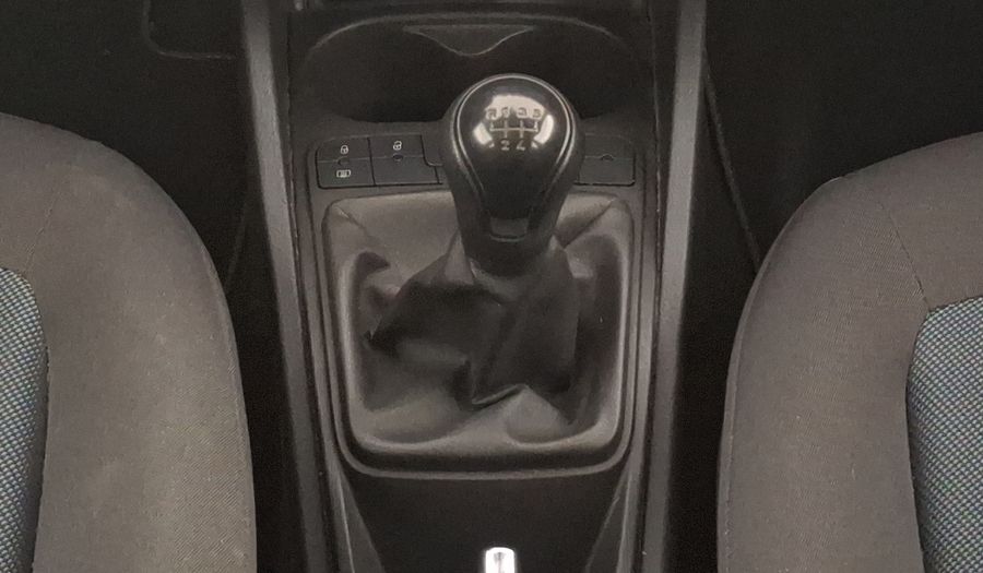 Seat Ibiza 2.0 REFERENCE 4 PTAS MT Hatchback 2015