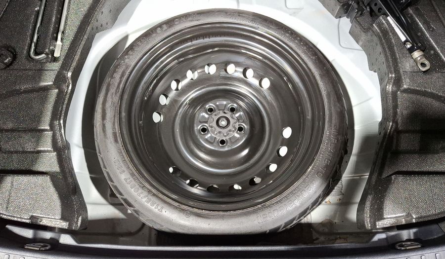 Toyota Prius 1.8 HYBRID PREMIUM AUTO Hatchback 2020