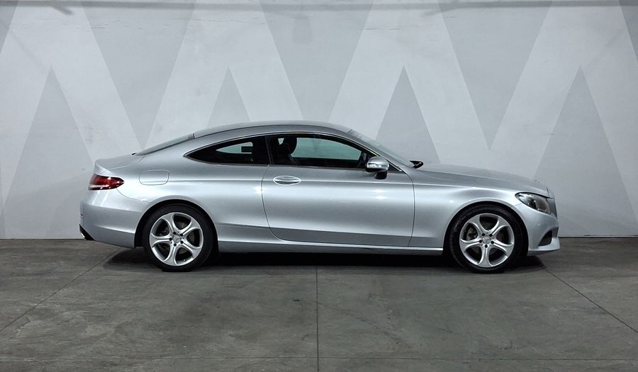 Mercedes Benz Clase C 2.0 200 AT Coupe 2017
