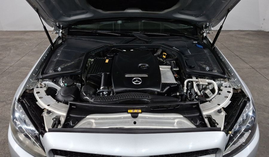 Mercedes Benz Clase C 2.0 200 AT Coupe 2017