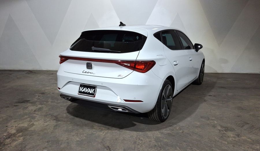 Seat Leon 2.0 FR AUTO Hatchback 2023