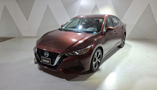 Nissan • Sentra