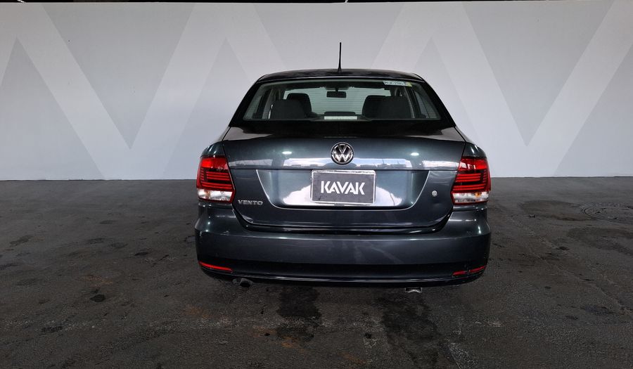 Volkswagen Vento 1.6 STARTLINE STD. Sedan 2018