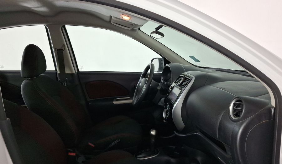 Nissan March 1.6 EXCLUSIVE BI-TONO AUTO Hatchback 2020