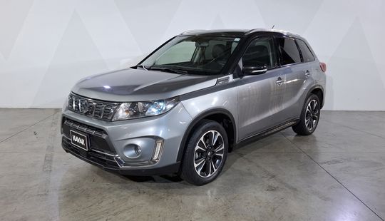 Suzuki • Vitara