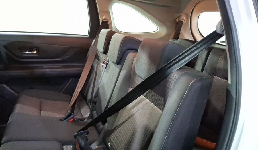 Toyota Avanza 1.5 XLE CVT Minivan 2024