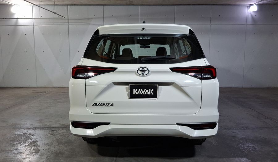 Toyota Avanza 1.5 XLE CVT Minivan 2024