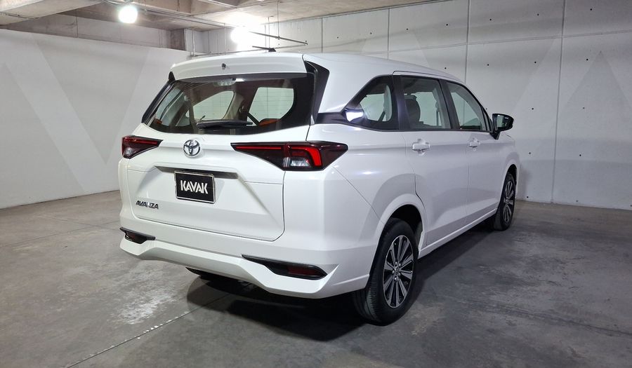 Toyota Avanza 1.5 XLE CVT Minivan 2024