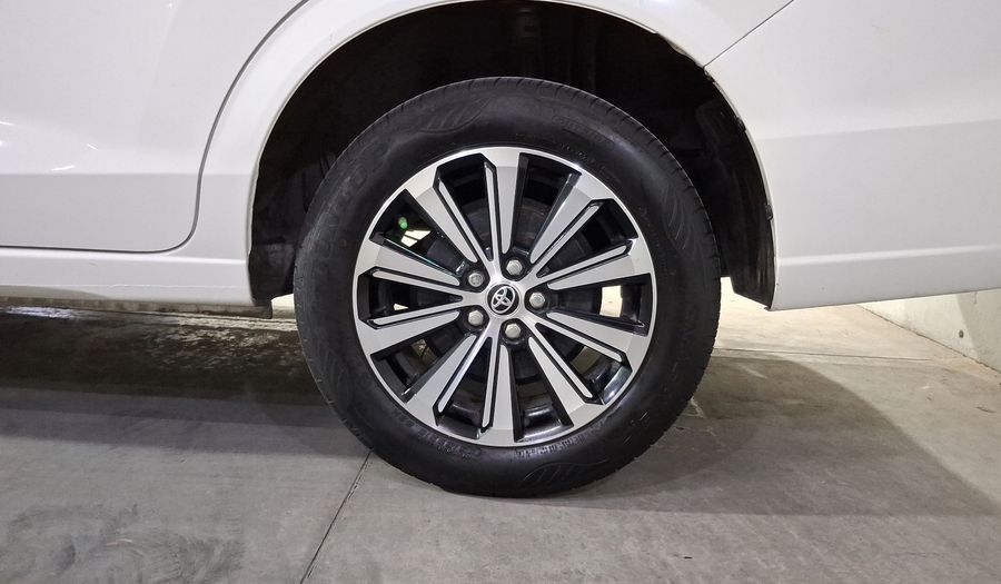 Toyota Avanza 1.5 XLE CVT Minivan 2024