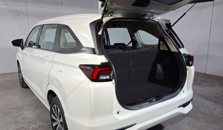Toyota Avanza 1.5 XLE CVT Minivan 2024