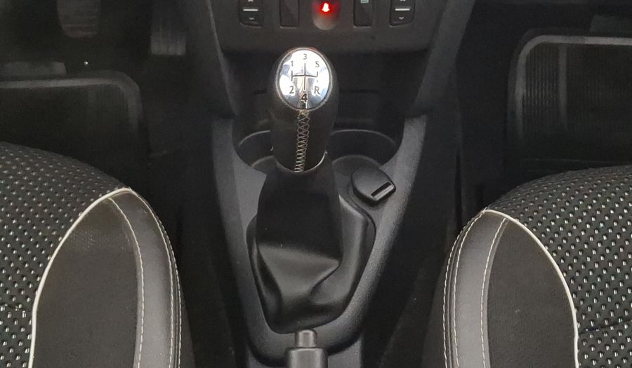 Renault Stepway 1.6 DYNAMIQUE MT Hatchback 2017