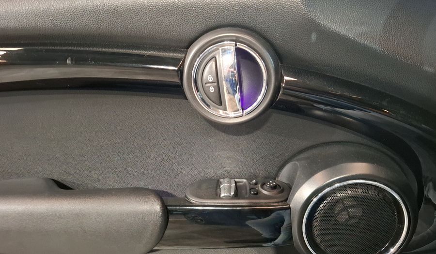 Mini John Cooper Works 2.0 JOHN COOPER WORKS HOT CHILI AT Hatchback 2018