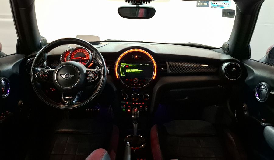 Mini John Cooper Works 2.0 JOHN COOPER WORKS HOT CHILI AT Hatchback 2018