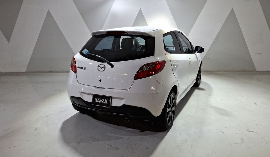 Mazda 2 1.5 TOURING TA Hatchback 2014