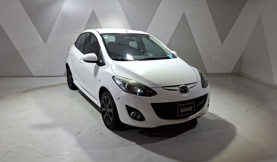 Mazda 2 1.5 TOURING TA Hatchback 2014