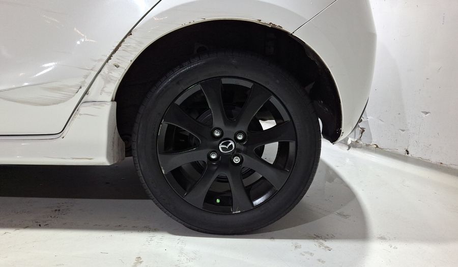 Mazda 2 1.5 TOURING TA Hatchback 2014