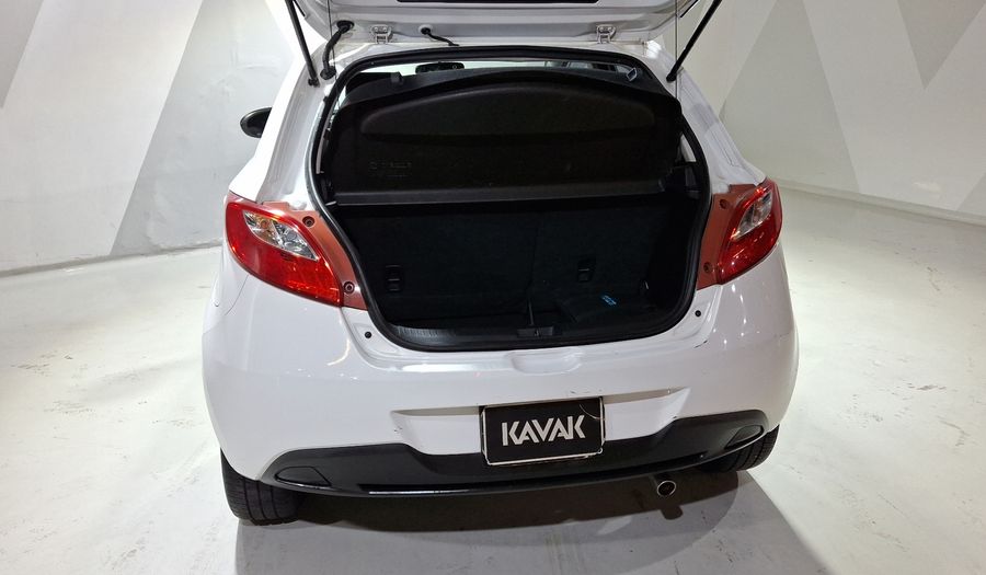 Mazda 2 1.5 TOURING TA Hatchback 2014
