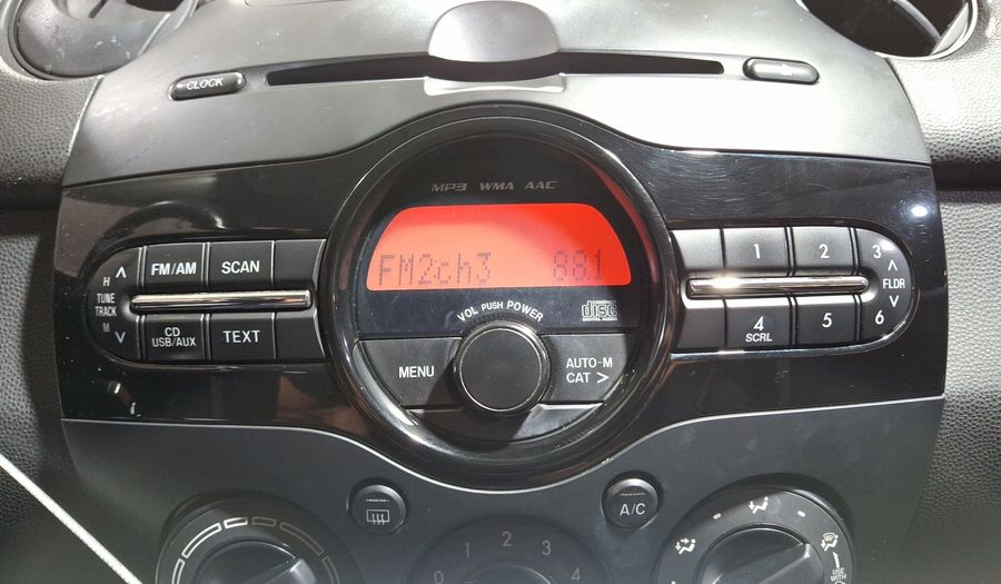 Mazda 2 1.5 TOURING TA Hatchback 2014