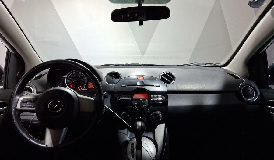 Mazda 2 1.5 TOURING TA Hatchback 2014