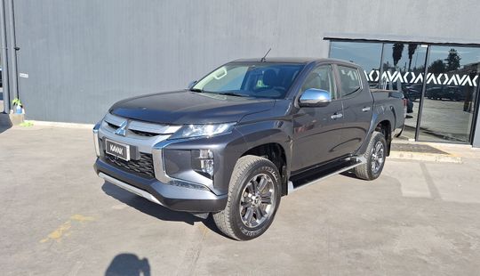 Mitsubishi • L200
