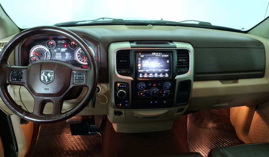 Dodge Ram 3.6 1500 SLT QUAD CAB AUTO 4WD Pickup 2015