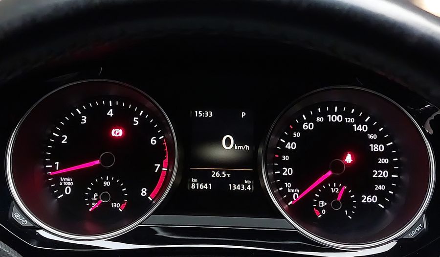 Volkswagen Jetta 2.0 TSI HIGHLINE DSG Sedan 2017