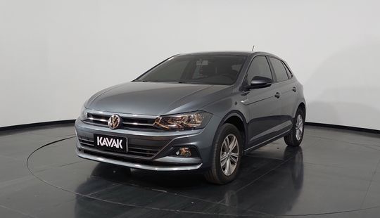 Volkswagen • Polo