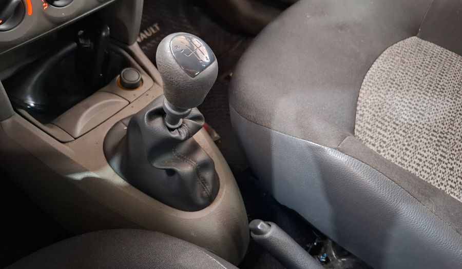 Renault Symbol 1.6 PACK 16V Sedan 2011