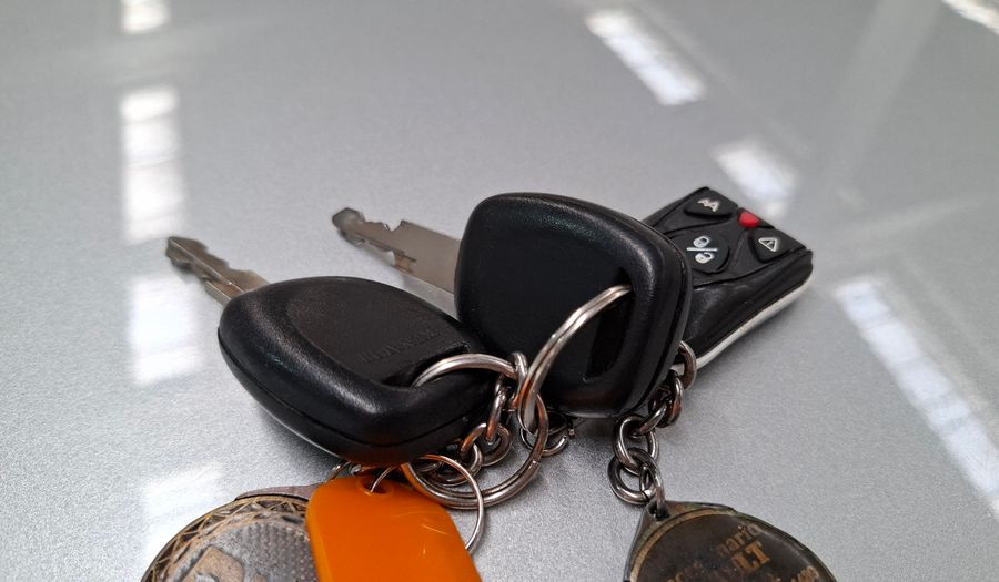 Renault Symbol 1.6 PACK 16V Sedan 2011