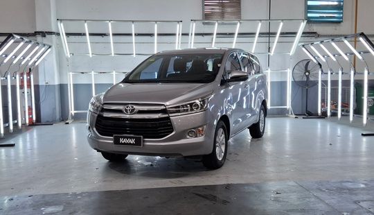 Toyota • Innova