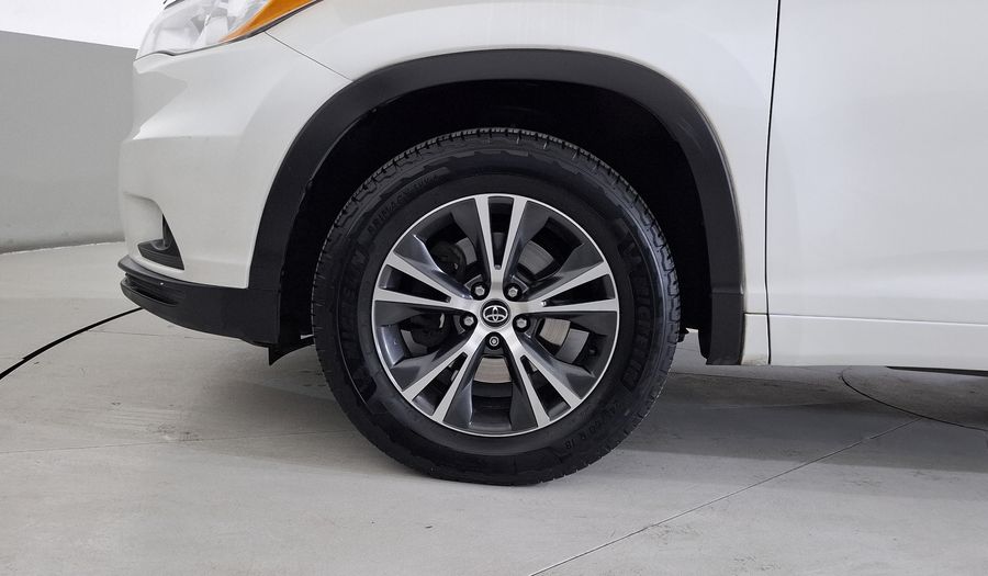 Toyota Highlander 3.5 XLE Suv 2016