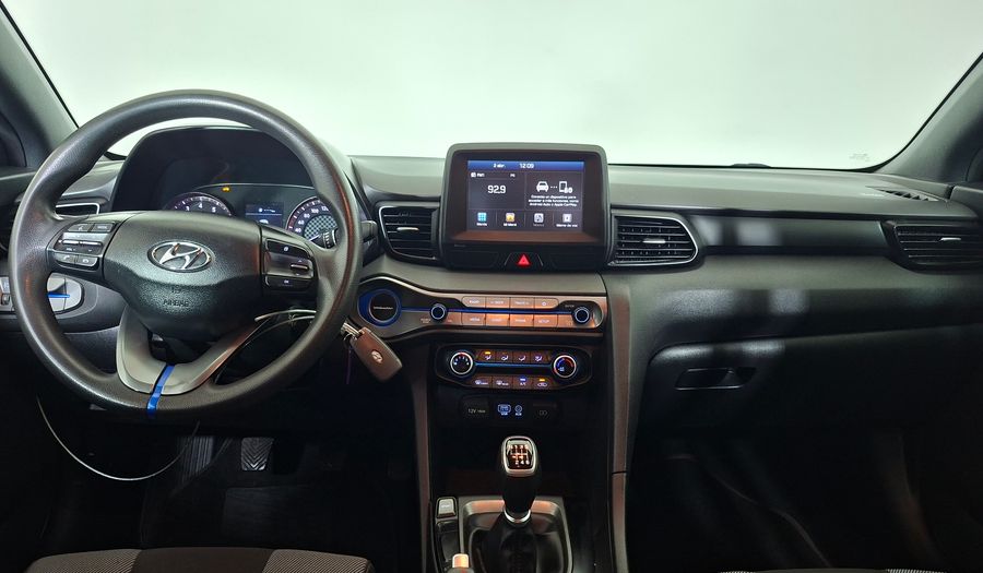 Hyundai Veloster 2.0 JS PLUS Hatchback 2021