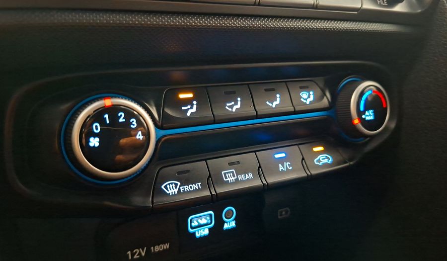 Hyundai Veloster 2.0 JS PLUS Hatchback 2021