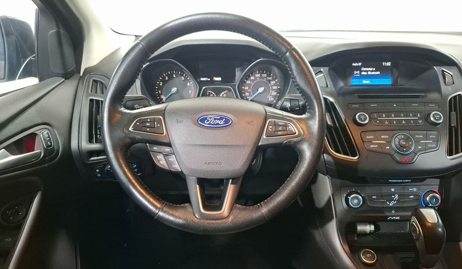 Ford Focus 2.0 SE APPEARENCE AT Sedan 2015
