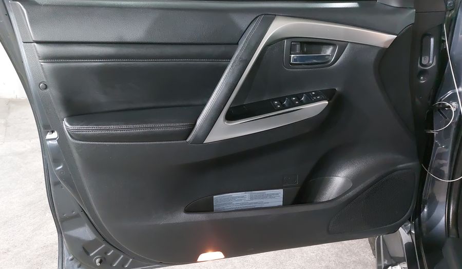 Mitsubishi Montero 3.0 SE PLUS AUTO 4WD Suv 2022