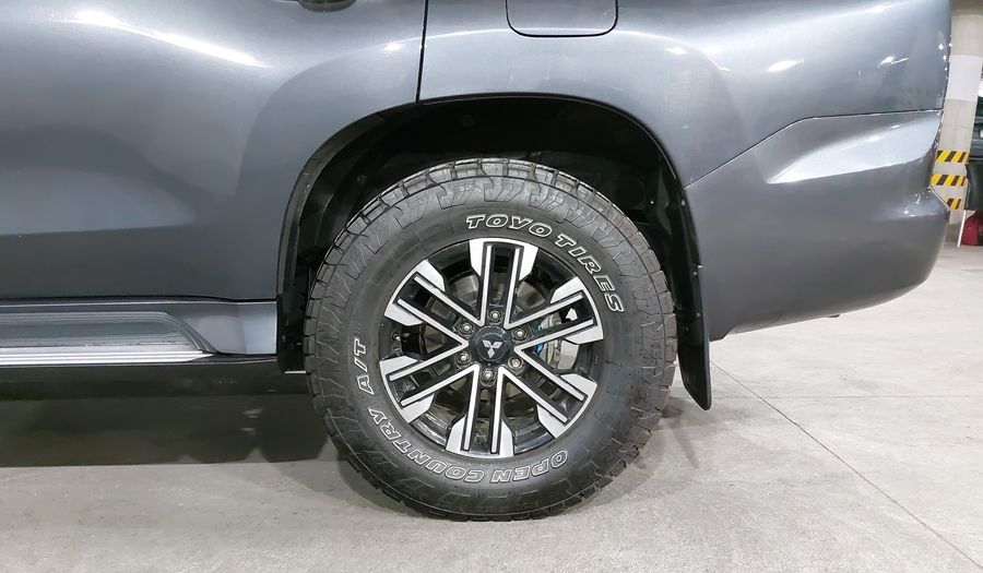 Mitsubishi Montero 3.0 SE PLUS AUTO 4WD Suv 2022