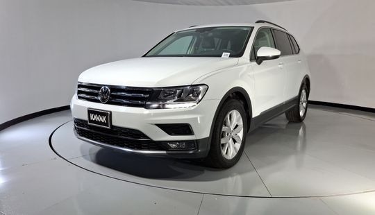 Volkswagen • Tiguan