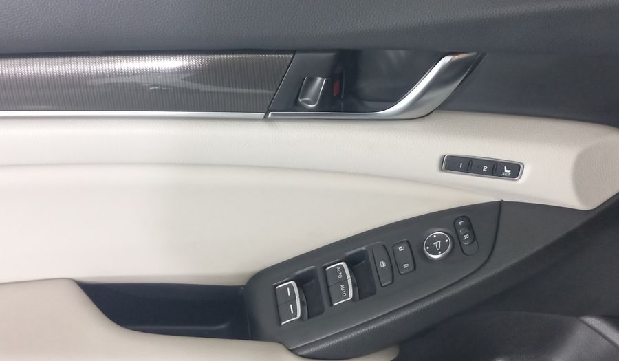 Honda Accord 2.0 TOURING AUTO Sedan 2022