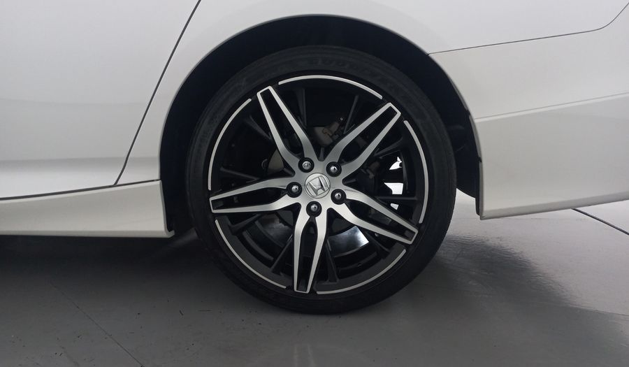 Honda Accord 2.0 TOURING AUTO Sedan 2022