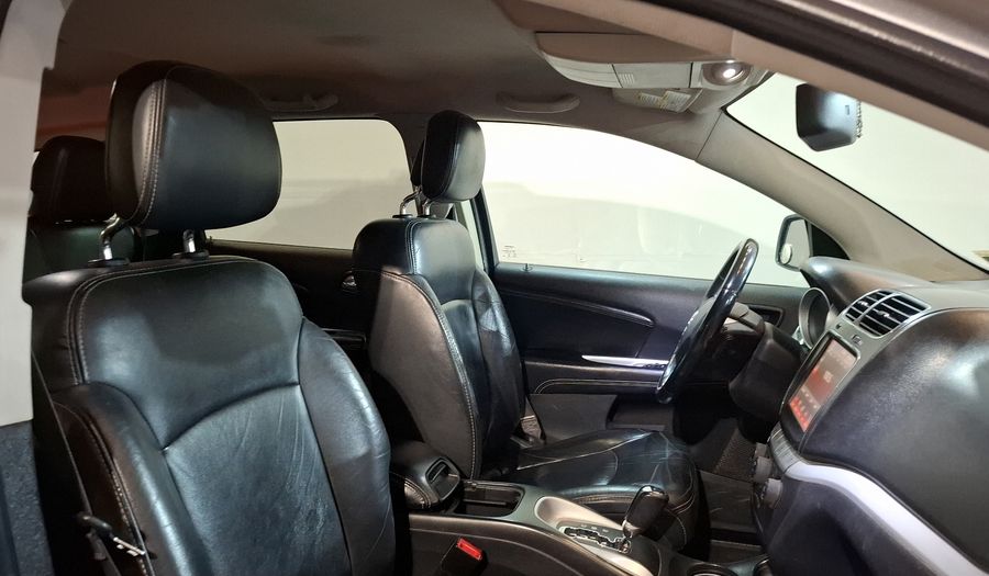 Dodge Journey 2.4 SXT+ 5 PASAJEROS Suv 2015