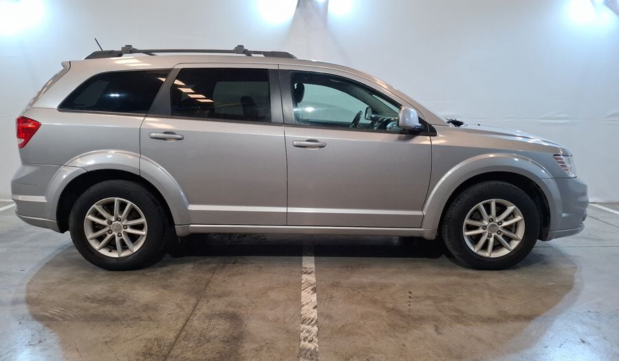 Dodge Journey 2.4 SXT+ 5 PASAJEROS Suv 2015