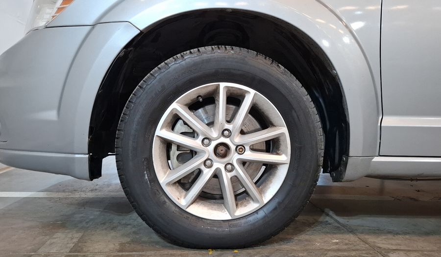 Dodge Journey 2.4 SXT+ 5 PASAJEROS Suv 2015